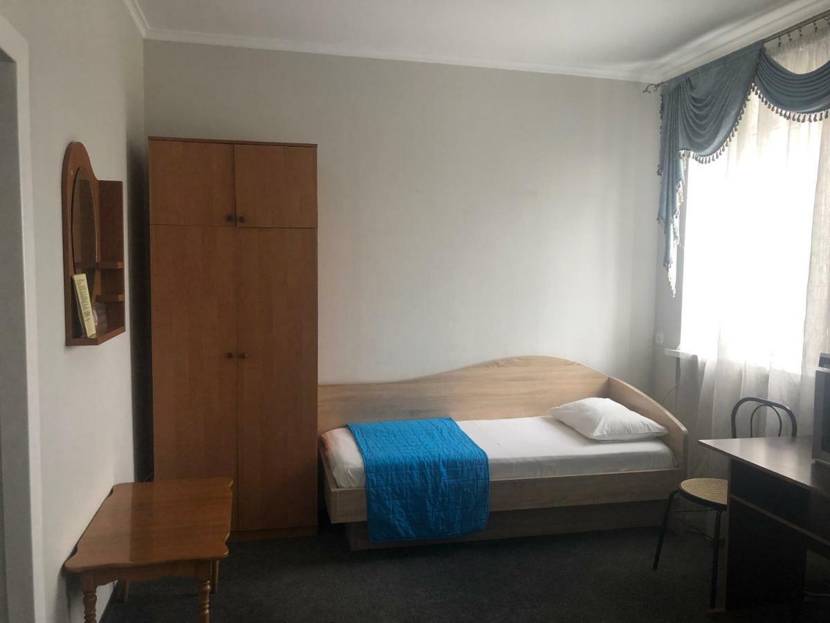 U Fedora Hotel Oleksandriia Eksteriør billede